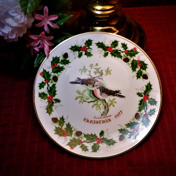 (*) 1977 COLLECTOR'S CHRISTMAS PLATE - ORIGINAL BOX - Picture 1 of 2